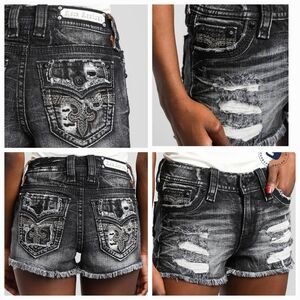 🤘NeW!🎸 ROCK REVIVAL LAELA BLACK DISTRESS DESTRUCTED EMBELLISHED SHORTS 30